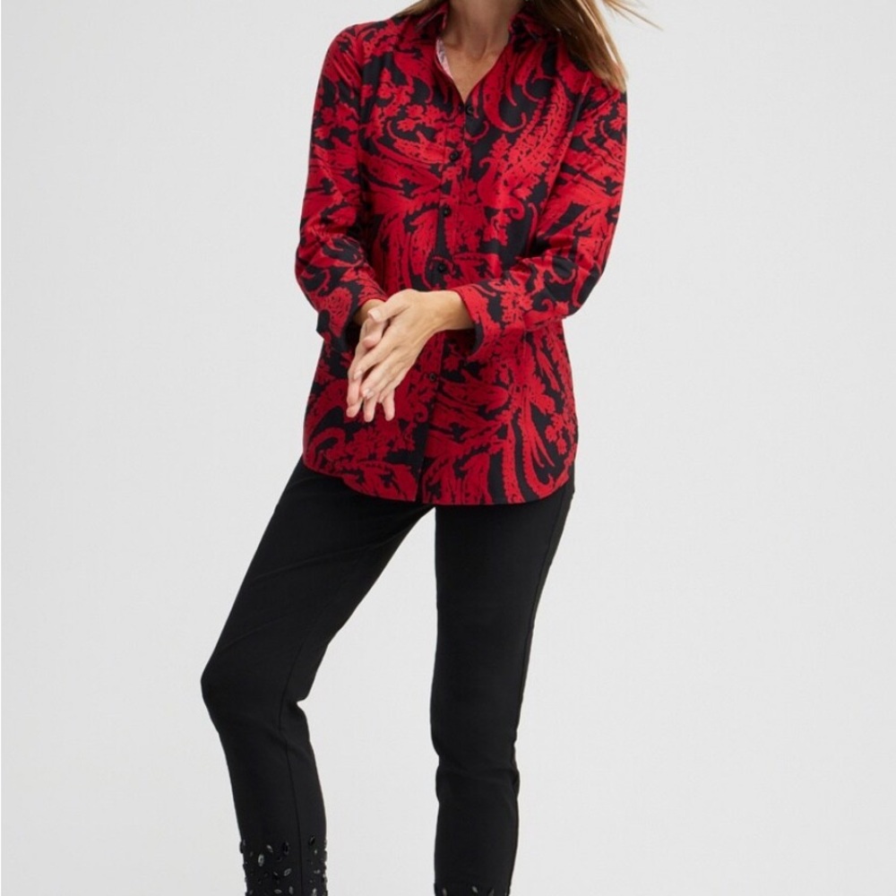 Brand New still in the plastic Chicos No Iron stretch paisley shirt